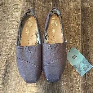 Toms shoes
